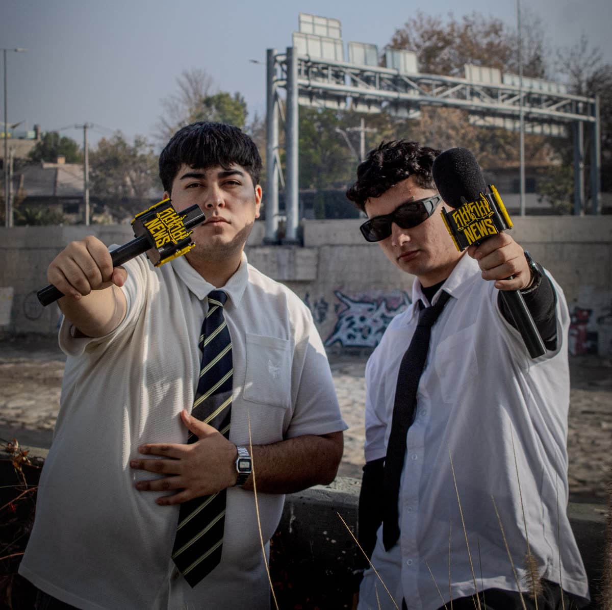 Tairik junto a Kevgute en cobertura